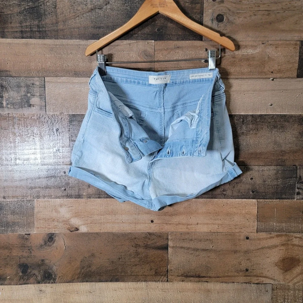 Pacsun Super Stretch Shortie Button Fly Light Wash‎ Denim Shorts Size 29